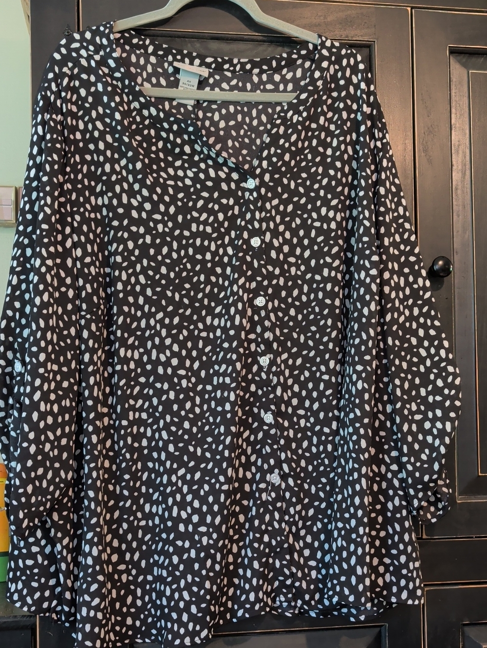 Catherines Georgette Black Button-Front Blouse with White Speckle Print
